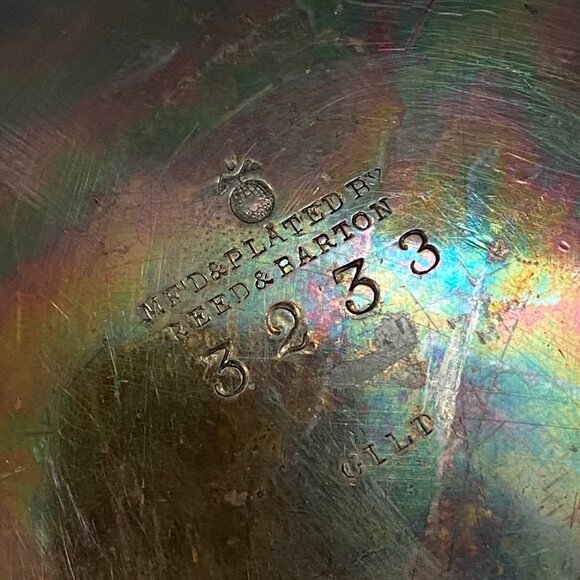 Vintage Reed and Barton Silver Plated Matching Cream and Sugar Set - Picture 6 of 9